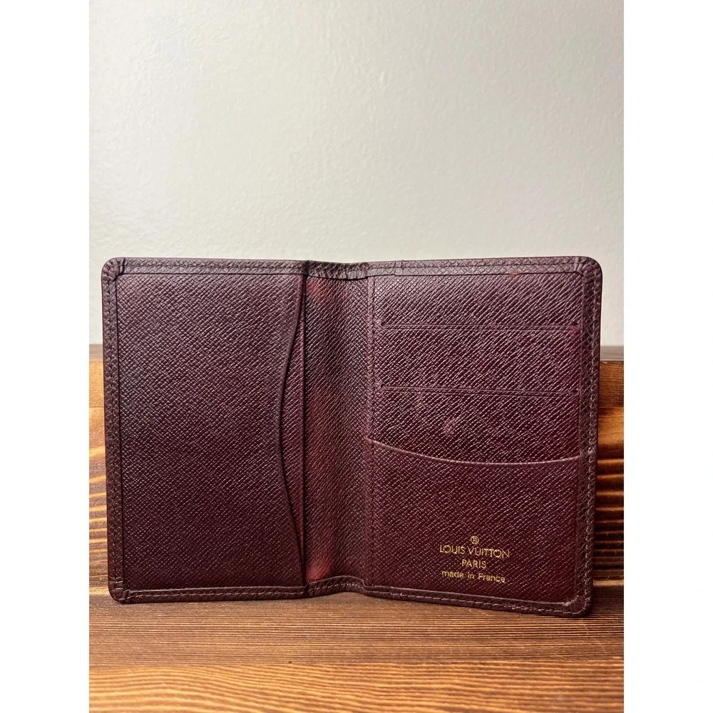 Louis Vuitton Pocket Organizer Taiga Leather Burgundy Card Holder MI0988 France